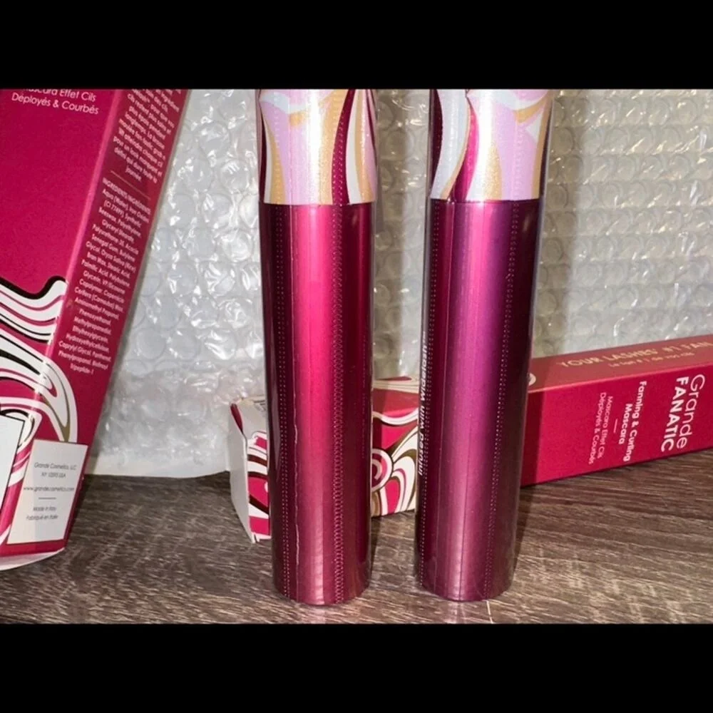 Grande Cosmetics Grande‎ Fanatic Fanning and Curling Mascara